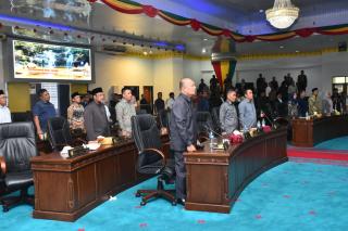 Ketua DPRD Kampar Faisal Pimpin Rapat Paripurna Laporan Pansus 7 Ranperda